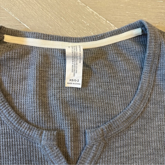 Gray Fitted Long Sleeve Henley Waffle Knit Buttoned Top - Picture 2 of 5